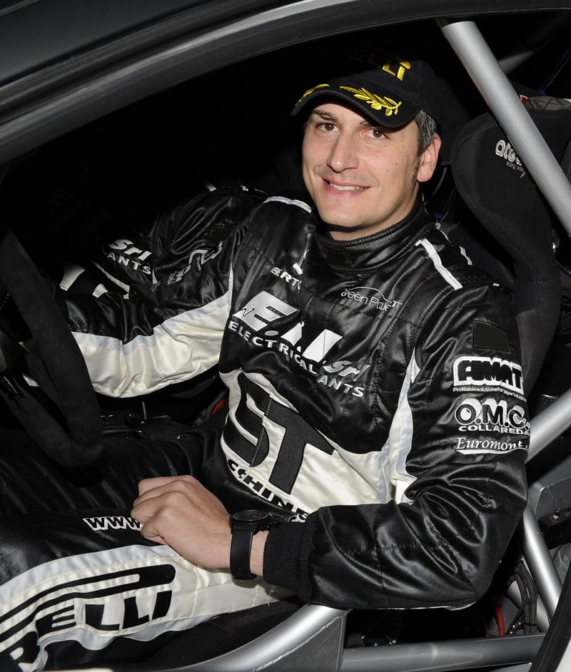 Rudi Michelini nel campionato Rally con la  Renault Clio R3 del Team Ulivieri