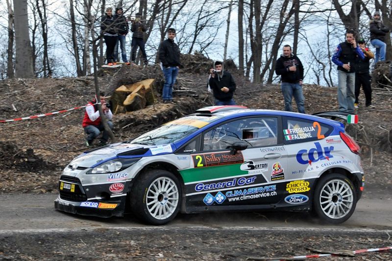 Giuseppe Freguglia e Gabriele Falzone vincono il Rally Internazionale dei Laghi 2013