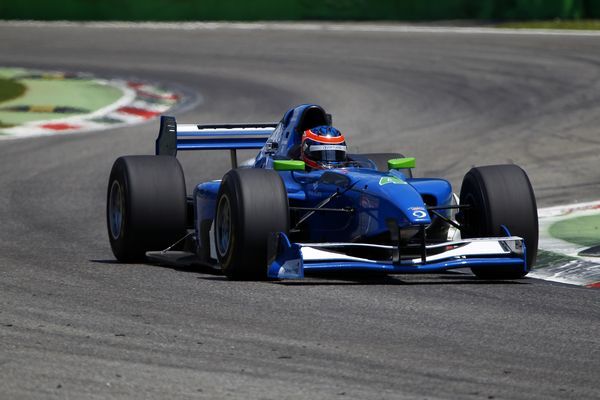 Monza, libere 2: Andrea Roda (Virtuosi UK) ipoteca la pole position