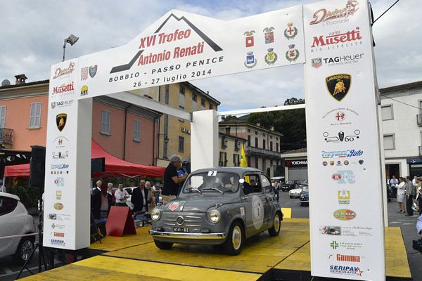 Trofeo Renati, spettacolo e adrenalina con le auto storiche
