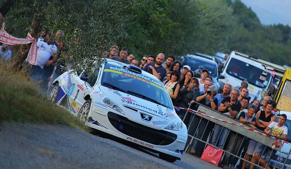  7° rally di Reggello e Valdarno fiorentino: vittoria per Senigagliesi-Morganti (Peugeot 207) 