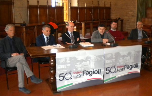 Il 50° Trofeo Luigi Fagioli scatta con una mostra sul grande pilota