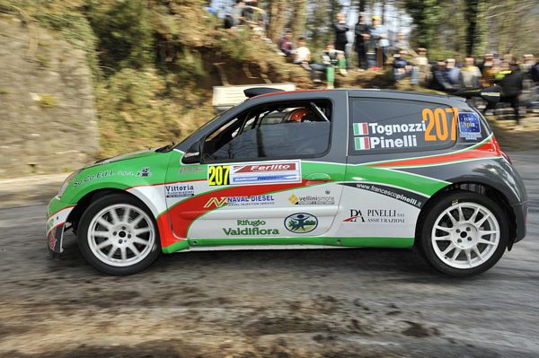 Gabriele Tognozzi al Rally di Reggello e Valdarno Fiorentino  su Clio 1600