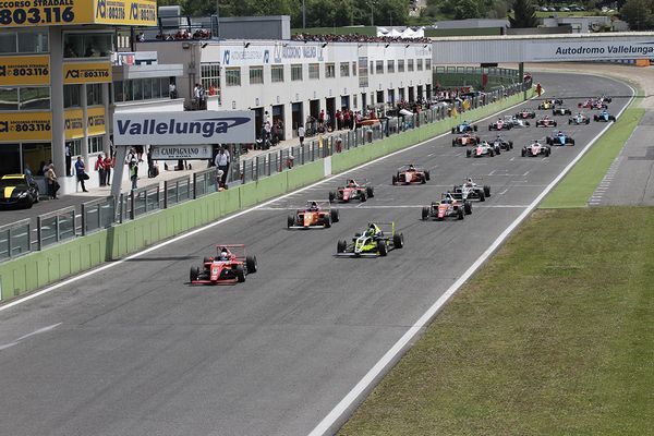 Concluso a  Vallelunga il primo ACI Racing Weekend 2015   