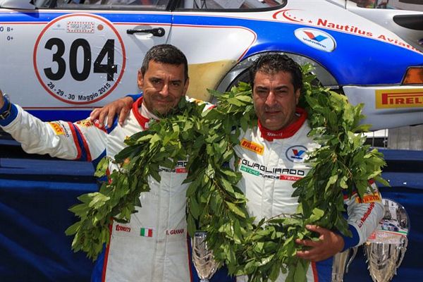 Domenico Guagliardo e Francesco Granata su Porsche 911
