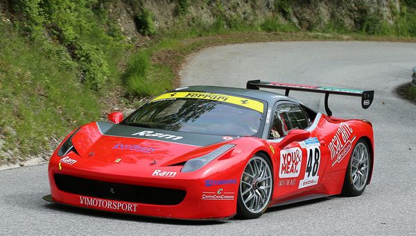 Luca Gaetani vince al debutto con la Ferrari 458 Evo  a Sarnano