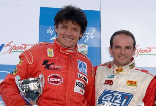 Franz Tschager sul podio della Trento - Bondone del 2007 a fianco di Lionel Regal