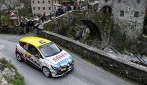 Renault Clio R3Ts ready for the challenge of Rallye Monte-Carlo