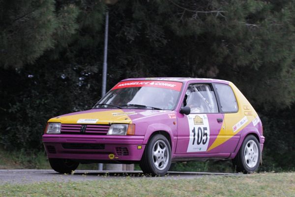 Quelli del 205 Rallye mette in gioco le piccole Peugeot