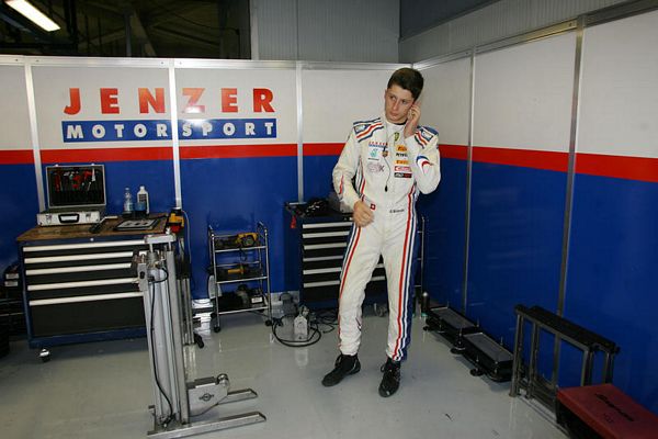Giacomo Bianchi continua con Jenzer Motorsport nella F4 Italia
