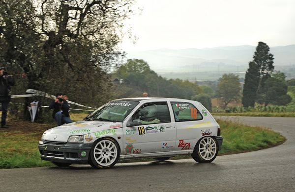 Luciano DArcio vince il Rally Colline Metallifere e della Val di Cornia