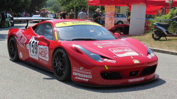 Luca Gaetani alla cronoscalata Alpe del Nevegal su Ferrari 458