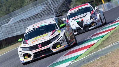 TCR Mugello MM Motorsport Davide Nardilli e Kevin Giacon