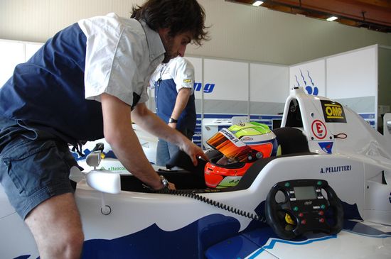 Antonino Pellitteri a Pergusa con Tomcat in Formula 2000 Light