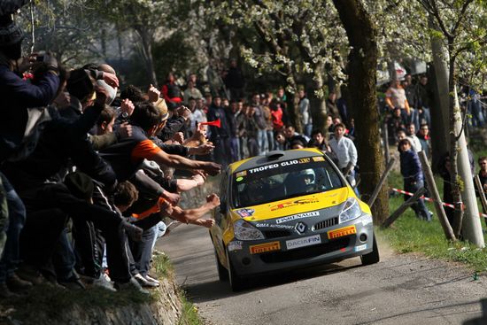 Il 2012 di Renault comincia dal rally Riviera Ligure 