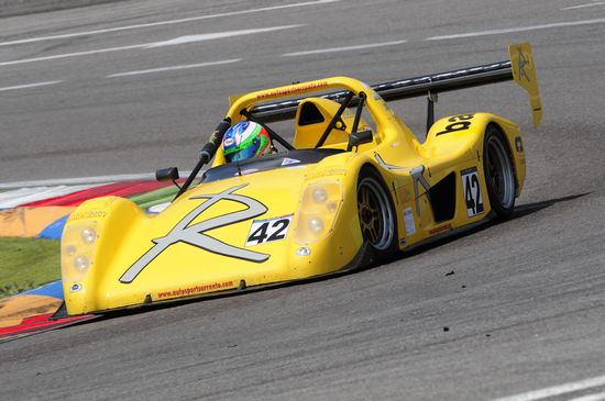 Franciacorta Daniele Barge con la gialla Radical SR3 1600 Open dap motorsport