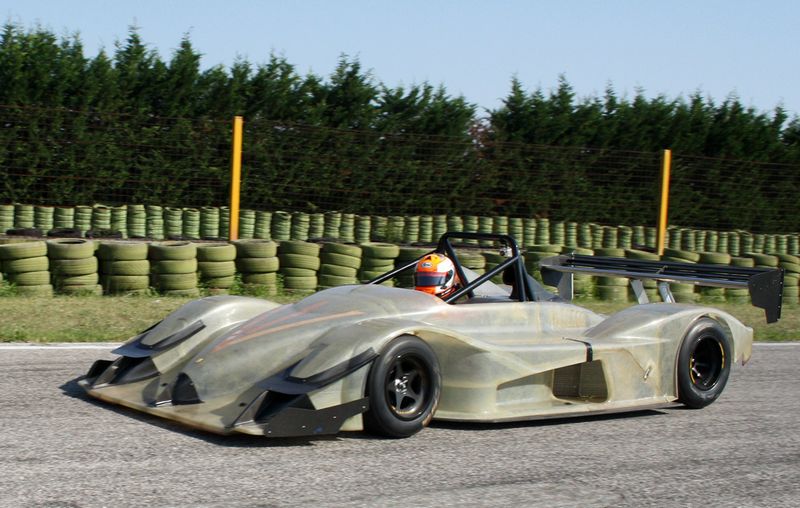 Domenico Cubeda ha provato Osella PA2000 E2B sul circuito di Battipaglia