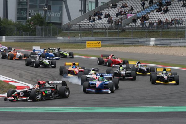 14 piloti a Valencia per i test Auto GP