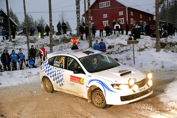 LINARI-ARENA AL RALLY DI SVEZIA 