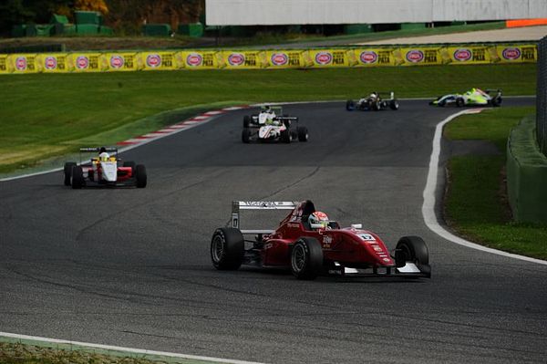 Formula Italian Trophy Alex Perullo è imprendibile a Vallelunga