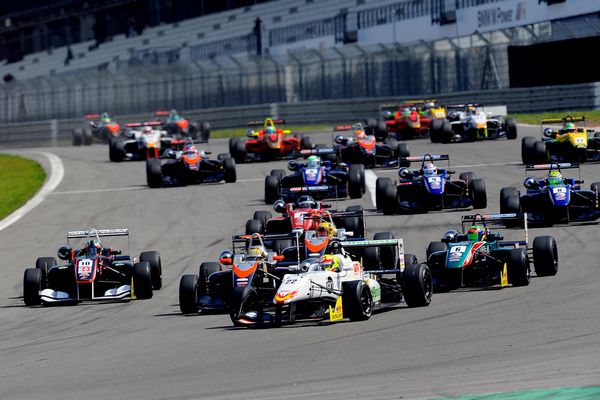 Stuvik takes win and lead in the Euroformula Open