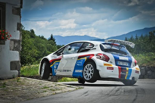 158 equipaggi iscritti al Rally del Friuli Venezia Giulia