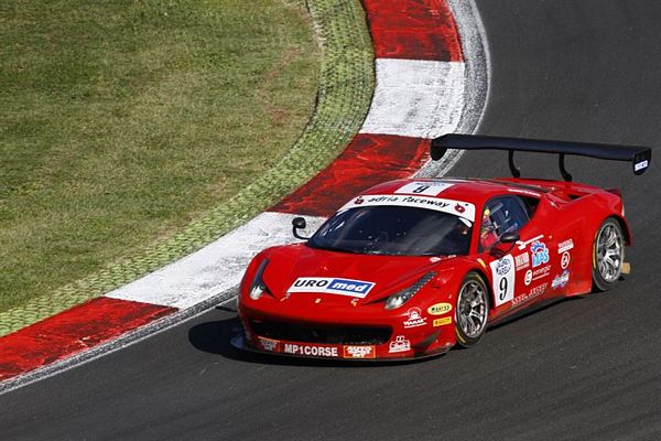 Gran Turismo Vallelunga trionfo di  Benucci-Balzan (Ferrari 458 Italia)