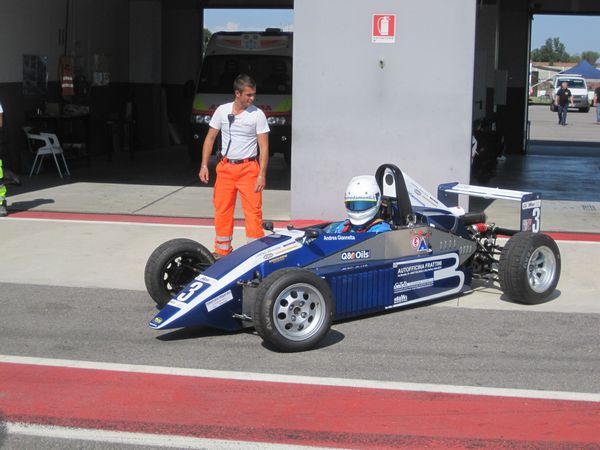 Formula Promotion  doppia vittoria per Andrea Giannetta e Sebastiano Sibani. 