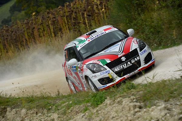 La Suzuki Rally Trophy è di Michele Tassone e Daniele Michi