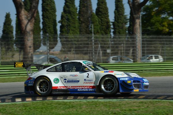 Pintarally Motorsport a podio ad Imola con Ghezzi e Mengozzi nel Targa Tricolore Porsche 