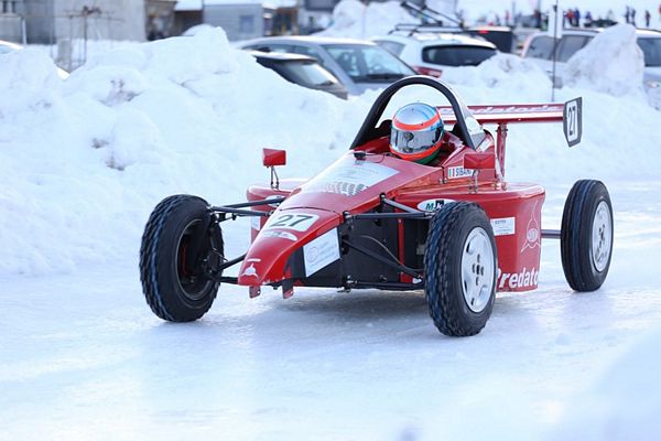 Predator\'s Racing Kart on Ice passo del Tonale