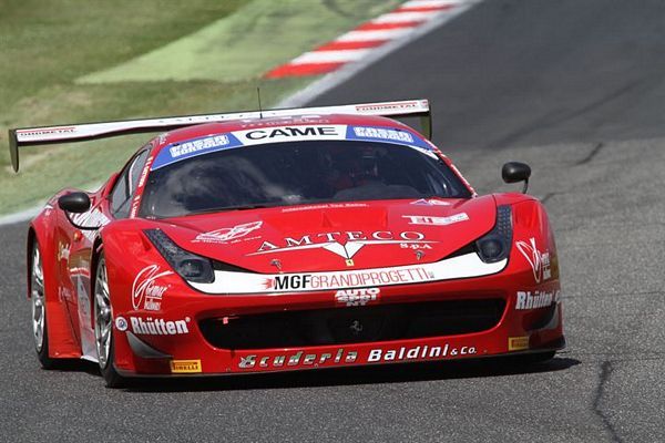 Mugello, di Gattuso (Ferrari) e Zonzini (Audi) le pole nella classe GT3