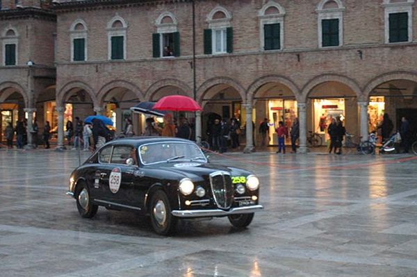Venerdi 15 maggio Ascoli sara’ ancora Mille Miglia