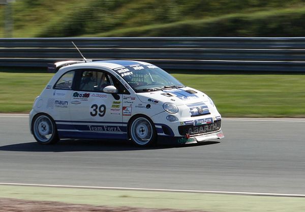 Matteo Arrigosi al Sachsenring sfiora la vittoria nel Trofeo 500 Abarth