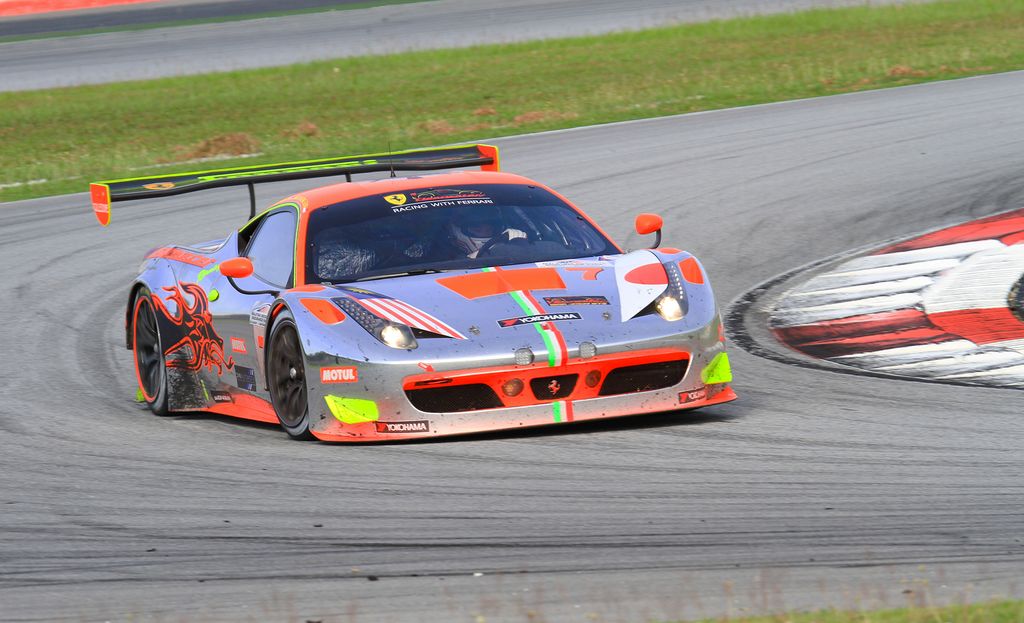 Gianmaria Bruni in pole position alla 12 Ore di Sepang