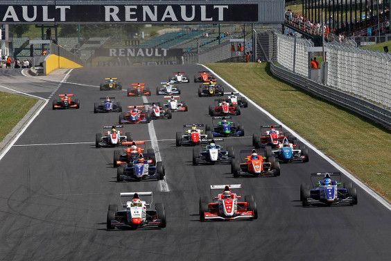Formula Renault 2.0, più attuale che mai sulla via della F1