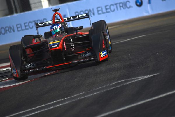 Formula E Long Beach primo podio per Sarrazin e Venturi