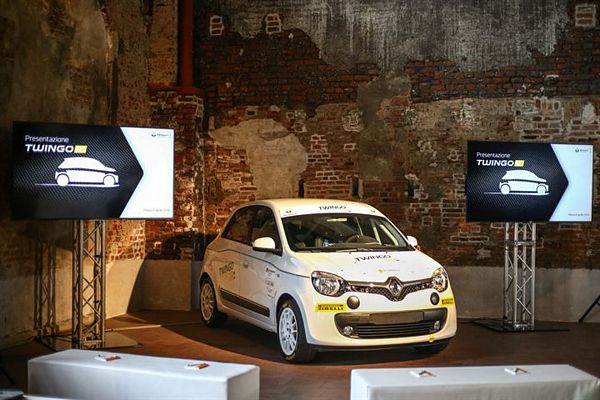 Renault Twingo R1 arriva nei rally italiani