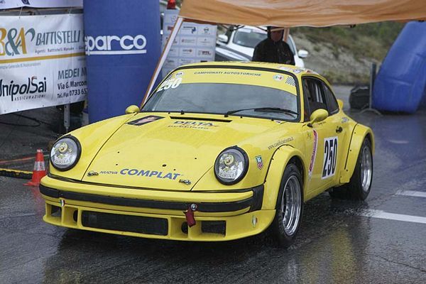 Giuseppe Gallusi Porsche Salita storica Sarnano Sassotetto