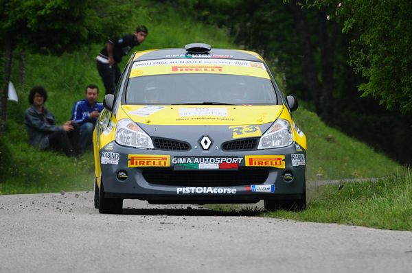  Federico Gasperetti e Federico Ferrari vincono il Rally degli Abeti 