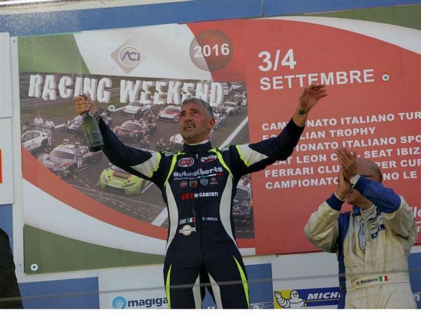 Davide Uboldi su Ligier vince a Vallelunga nel campionato prototipi