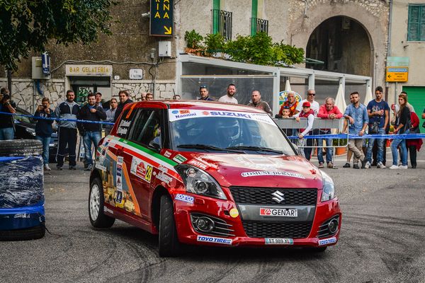 Stefano Martinelli torna al volante : al via della Ronde Monte Caio