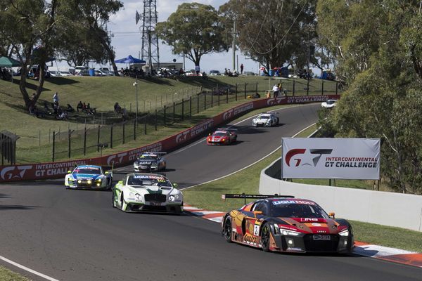 Star-studded Liqui-Moly Bathurst 12 Hour starts 2017 Intercontinental GT Challenge