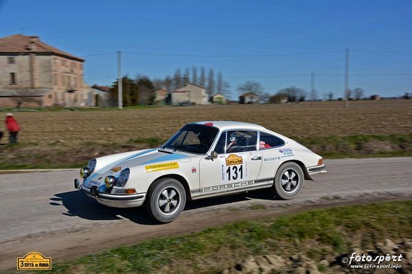 Mauro Argenti e Roberta Amorosa su Porsche 911 T vincono il Revival Città del Pane