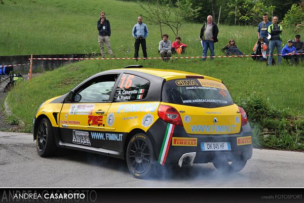 Andrea Casarotto ipoteca il Trofeo Renault al Rally Valli della Carnia 