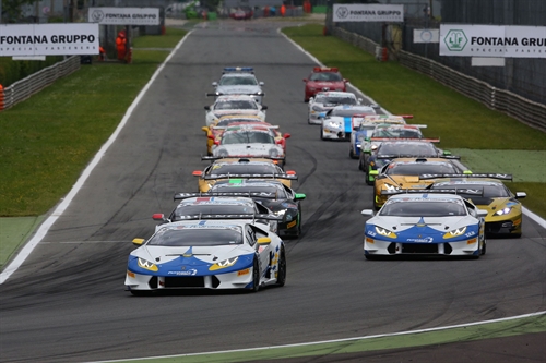 Il Campionato Italiano Gran Turismo  scende in pista a Monza per il terzo round stagionale
