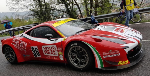 Salita Del Costo Luca Gaetani Ferrari 458 2. di gruppo