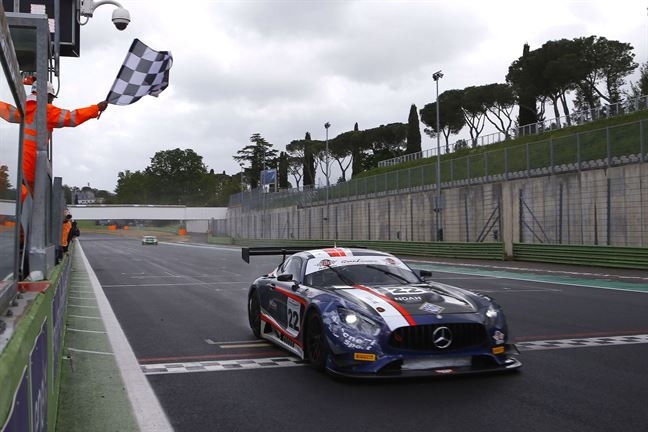 Rovera rilancia la sfida nel Tricolore GT Sprint a Imola su Mercedes