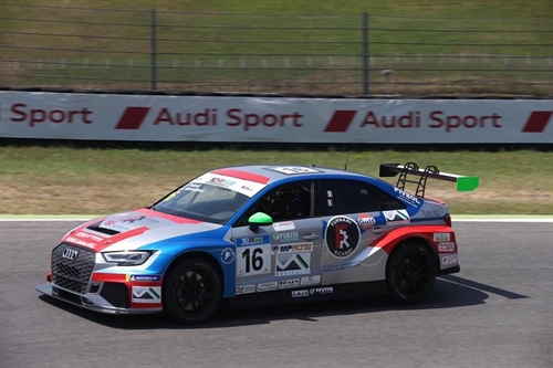 TCR DSG Endurance Il team BF Motorsport cala il poker a Imola