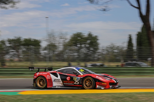 Campionato Italiano Gran Turismo doppia pole di Daniele Di Amato Ferrari 488 GT3 Evo